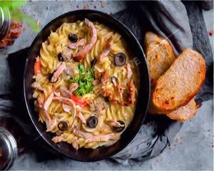Fusilli Alfredo Pasta