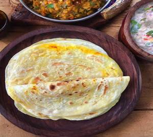 Egg Veechu Parotta