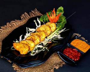 Chicken Coriander Momos(6 Pcs)