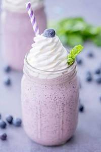 Black Current Thick Shake