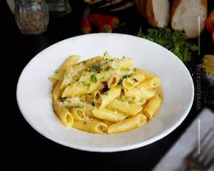 Aglio Olion Pasta