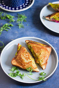 Toast Aloo Masala Toast