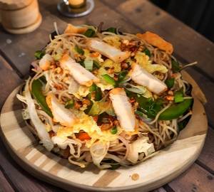 Chicken Chilli Garlic Noodles