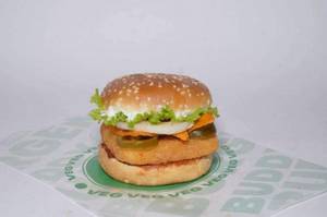 Paneer Crunchy Munchy Burger
