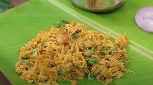 Chicken Kari Egg Idiyappam