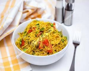 Veg Singapore Noodles