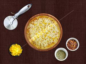 Medium Sweet Corn Pizza