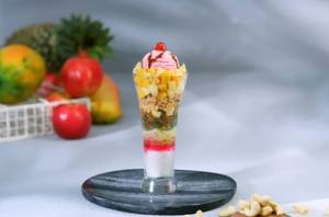 Strawberry Falooda