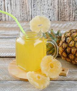 Pineapple Juice (700 Ml)