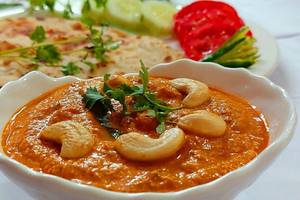 Kaju Masala +5 Butter Roti+ Salad+ Lasan Chutney