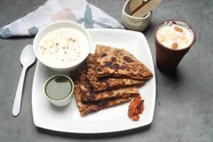 Alloo Paratha With Lassi