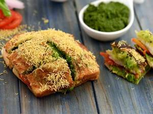 Bombay Masala Cheese Sandwich  