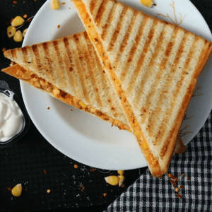 Spicy Peri Peri Paneer And Corn Sandwich