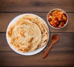Chilli Chicken Gravy (3pcs) With Laccha Paratha (2pcs)