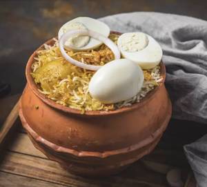 Kolkata Egg Biryani (2 Pc Egg, 1 Pc Aloo & Non Veg Basmati rice)