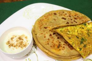 Paneer Paranatha with Curd