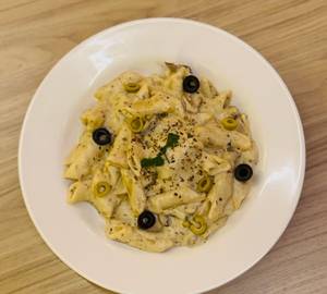 ALFREDO WHITE SAUCE PENNE PASTA 