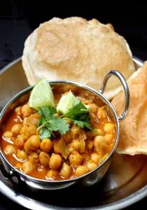 02 Chana Bhatura + Chole + Salad + Green Mint