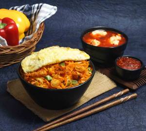 Chicken Triple Schezwan Noodles