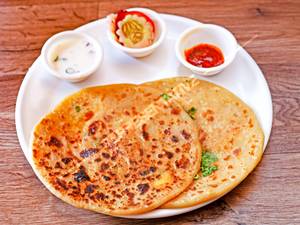 Paneer paratha