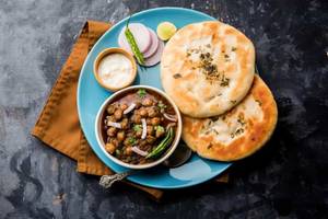 1 Butter Kulcha + Chole