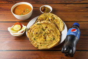 Butter Masala Gravy + Laccha Paratha (2 Pcs)