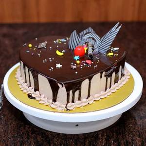 Choco Creamy Cake Eggless