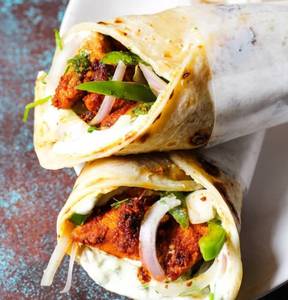 Chicken Tikka Cheesy Roll