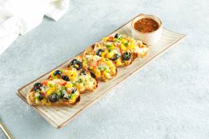 Vegggie And Corn Garlic Bread