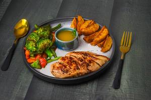Grilled Chicken Breast With Saute Veggies & Potato Wedges (Serves1-2)