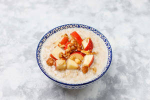 Apple Oatmeal Porridge