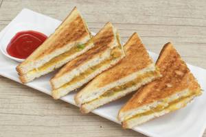 Aloo Toast Sandwich (4 Pcs)