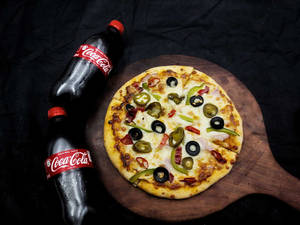Palangtodh Veggie Pizza [7 Inches] + Coke [250 Ml]