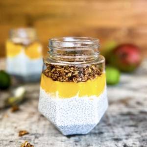 MANGO CHIA GRANOLA BREAKFAST PUDDING
