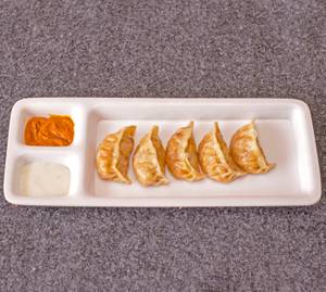 Paneer Momos (Fried)