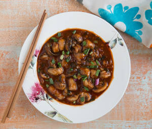 Chilli mushroom gravy