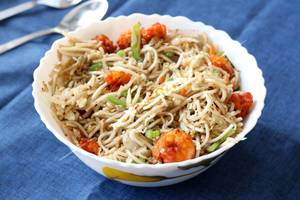 Chicken & Prawn Noodles