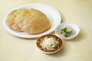 Cheese Curry Puri