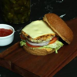 Lean Protein Cheesy Chicken Burger
