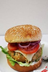 Paneer Cheese Burger