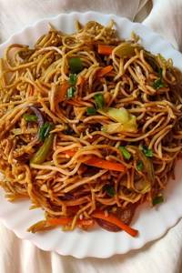 Vegetable chow mein