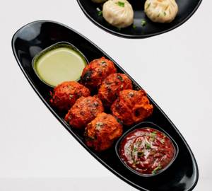 Veg Tandoori Momos (6Pcs)