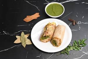 Chicken Achari Tikka Roll