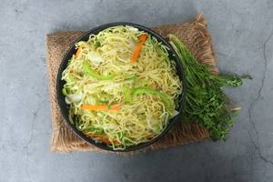 Veg Singapuri Noodles