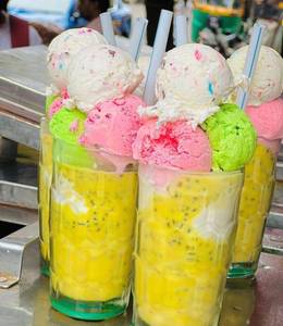 Mango faluda