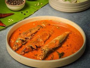 Mathi Curry