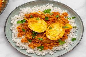 White Rice With Egg Curry