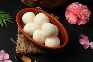 Malai Rasgulla - 2pcs