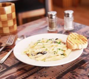 Chicken Alfredo Pasta