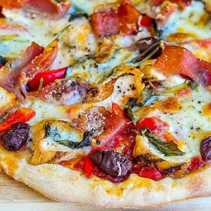 6" Cheesy Chicken Margarita Pizza